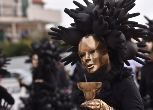 Danas kreće povorka čuvenih Murterskih baka: Spektakl počinje u 15 sati