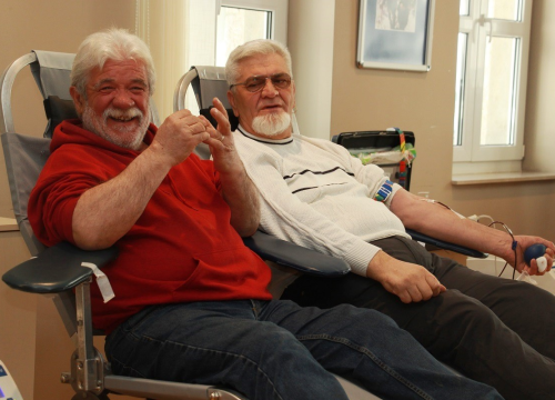 U Vodicama prikupljene 52 doze: Petra Vučak i Petar Vidić prvi put darovali krv