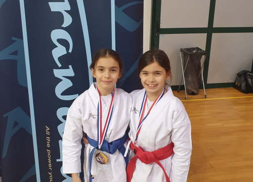 Fotografija 3 - Sestre Pirovčanke Iva i Nika vratile se kući s medaljama iz Opatije