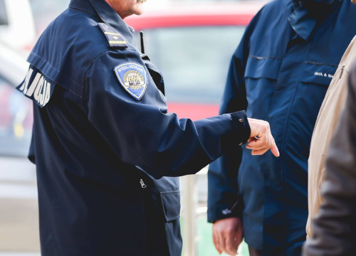 Podnesena kaznena prijava: Lopov 18-godišnjaku iz torbe ukrao novčanik s dokumentima i novcem