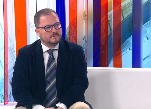 Financijski analitičar: 'Važno je ne poticati na masovnu kupnju zaliha, jer i to dovodi do poskupljenja'