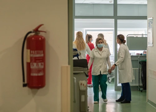 Hrvatskoj nedostaje 2000 liječnika i 4000 medicinskih sestara