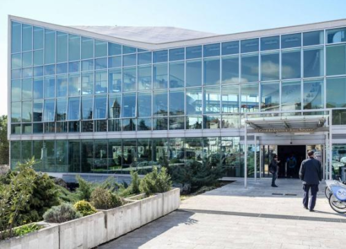 Dva zanimljiva predavanja u Gradskoj knjižnici: Prevencija karcinoma dojke i briga o glasnicama