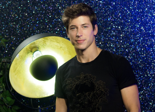 Šarmantni Marko Braić iz Zvijezde pjevaju glumi u Netflixovom fiilmu: 'Luka je bad guy'