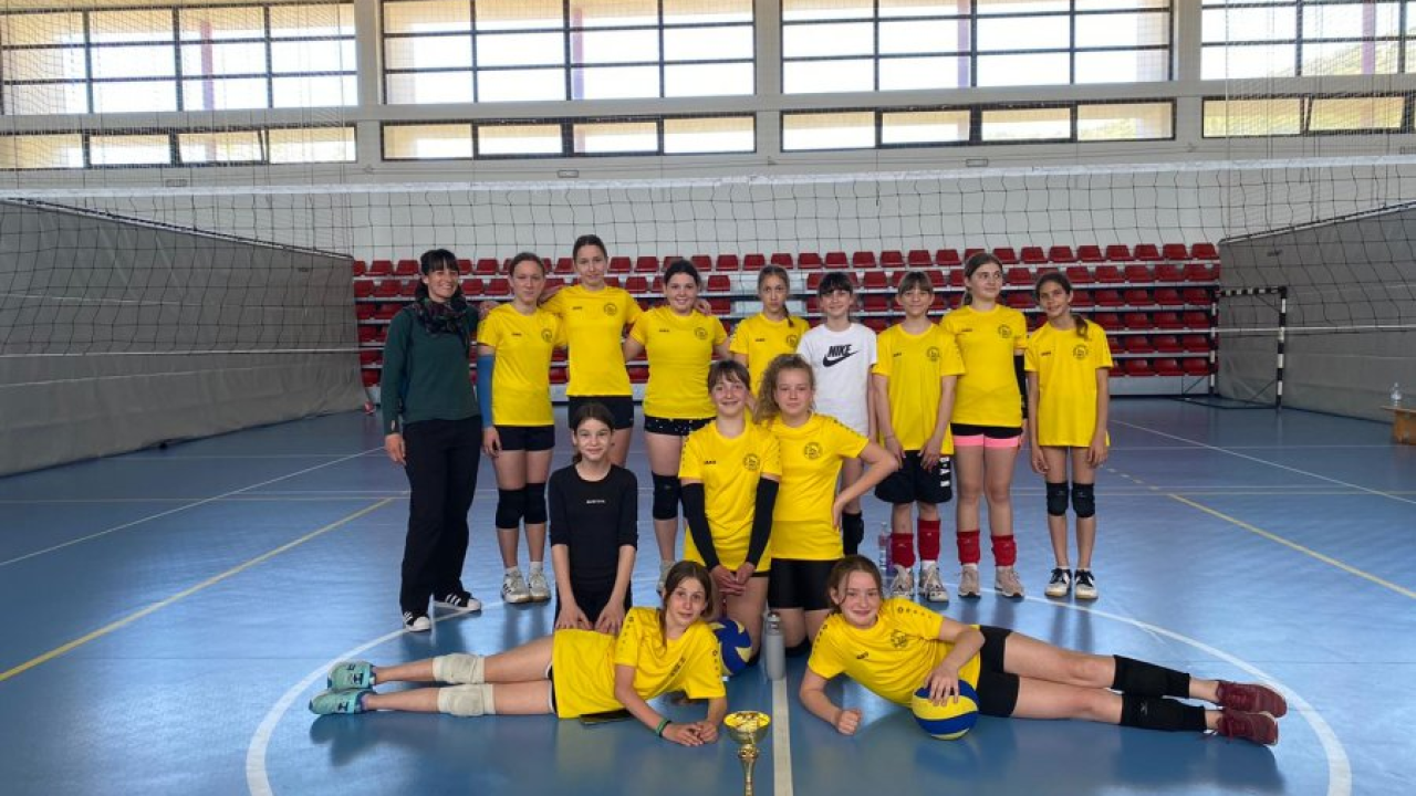 Odbojkašice Osnovne škole Vodice najbolje u županiji