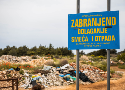 Ilegalan dovoz i paljenje otpada kod Primoštena Burnjeg, Stipe Petrina: 'Nemam pojma o čemu je riječ!'