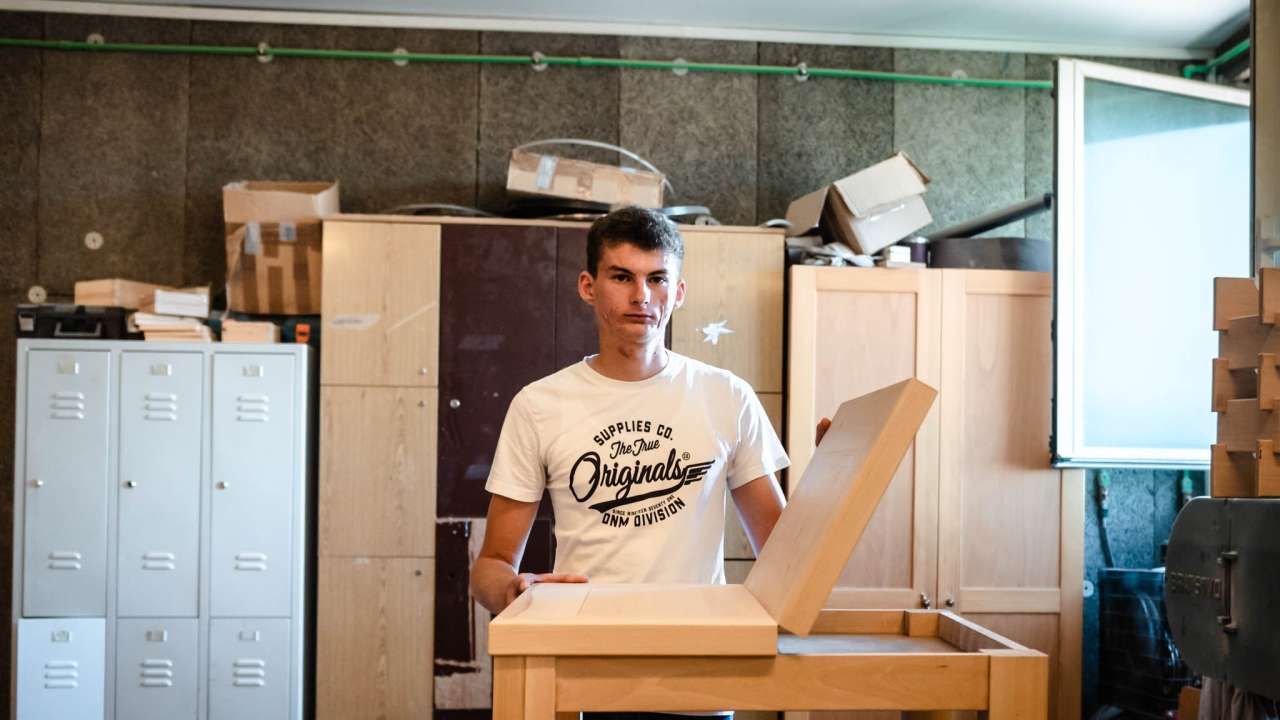 Stolare danas 'tražimo povećalom', ali Šibenčaninu Mati to zanimanje oduvijek je bilo prvi izbor