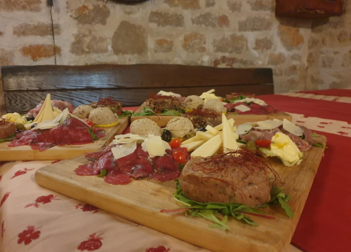 Fotografija 4 - Pripremite svoja stopala za ljeto uz pedikure Love yourself studija!