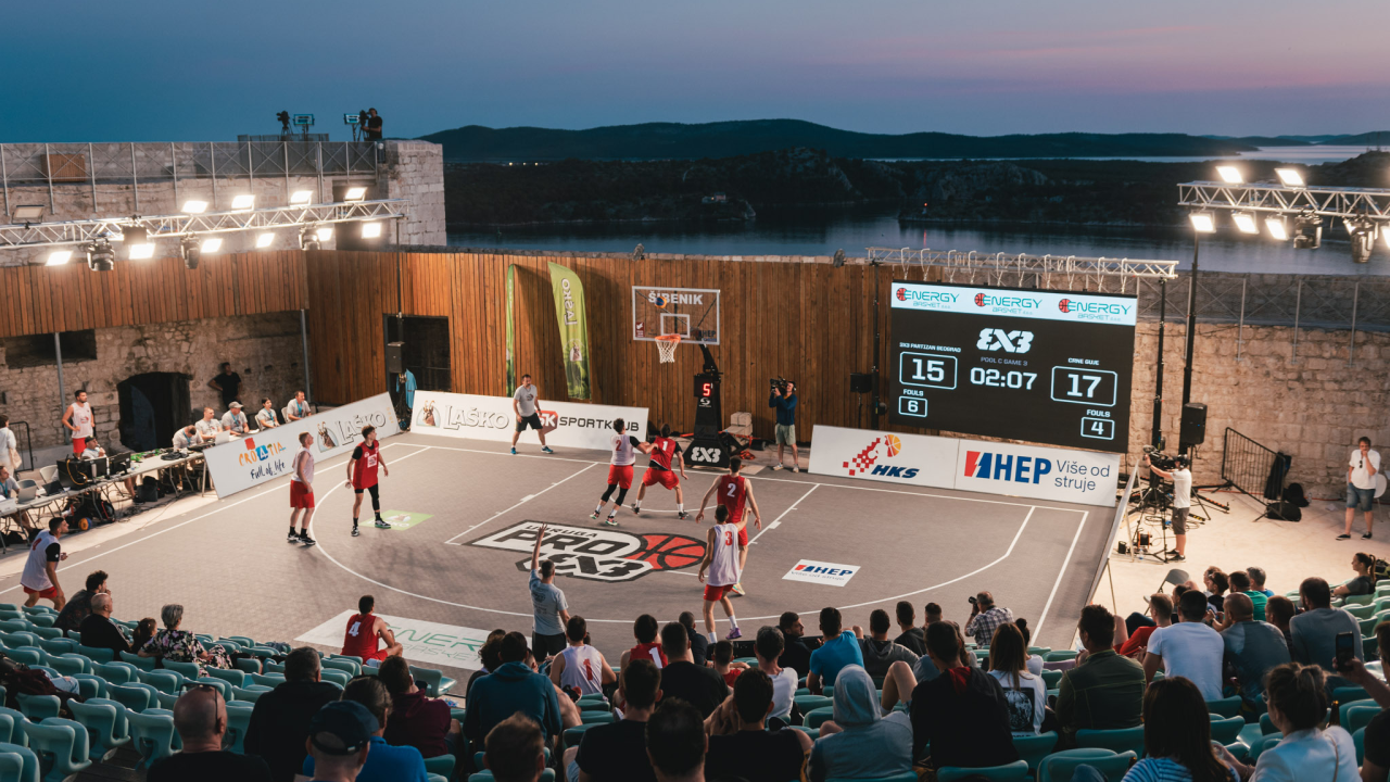 Basket se sinoć igrao na najljepšem igralištu: Tvrđava sv. Mihovila domaćin Pro 3x3 Tour-a