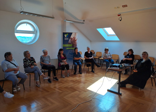 Vodički umirovljenici slušali predavanje 'Znamo li i možemo li prilagoditi prehranu određenim zdravstvenim stanjima'