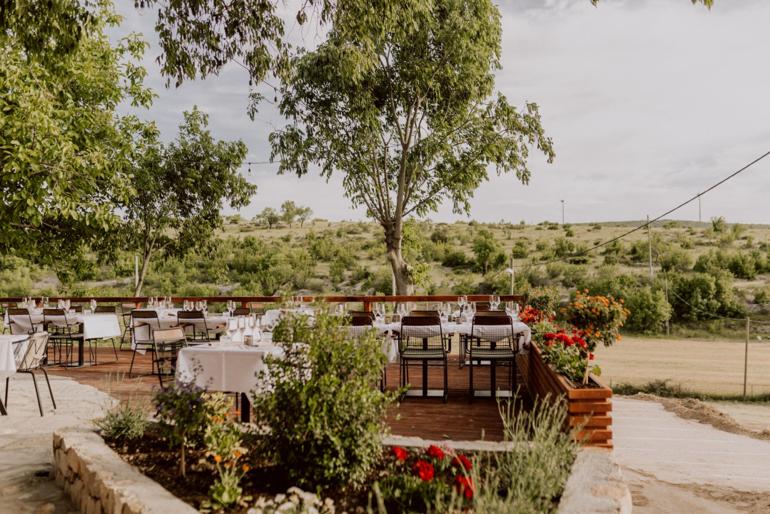 Konoba Campanelo otvorila je terasu s najljepšim pogledom uz gostovanje Melkiora Bašića!