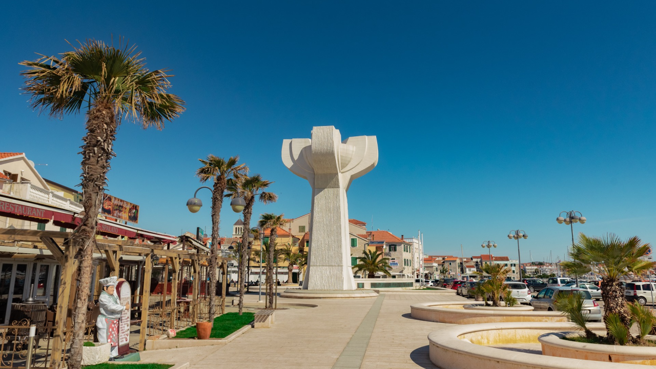 Objavljen natječaj za zakup prodajnih mjesta na tržnici u Vodicama