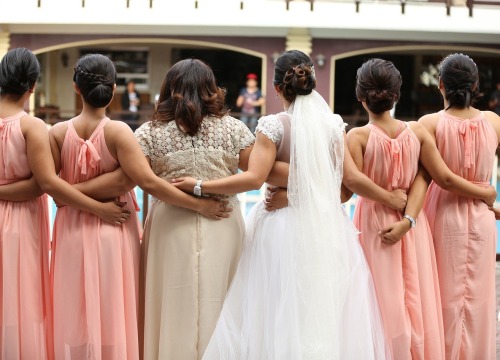 Ova tri horoskopska znaka su najbolji izbor za vjenčanu kumu