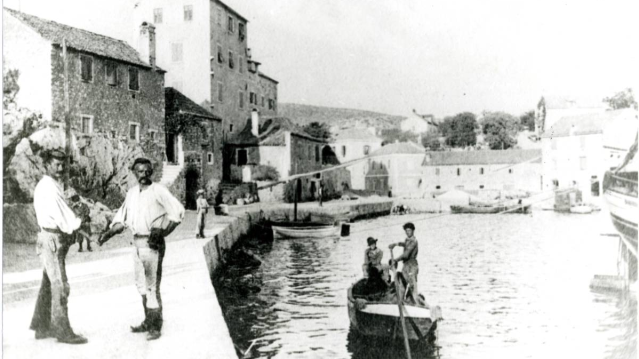 Šibenski leksikon: Kome bi bila preša počeja bi lokati u svojoj konobi, čin bi oči otvorija