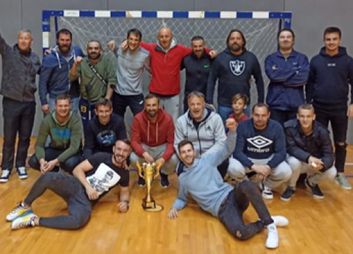 Fotografija 2 - Kultni šibenski malonogometni klub Banzogo proslavio 40 godina postojanja