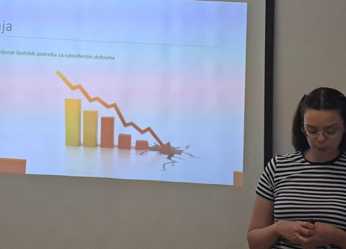 Fotografija 21 - Uspješno završen program prekvalifikacije POU Šibenik za ekonomiste, komercijaliste, hotelijersko-turističke tehničare i prodavače!