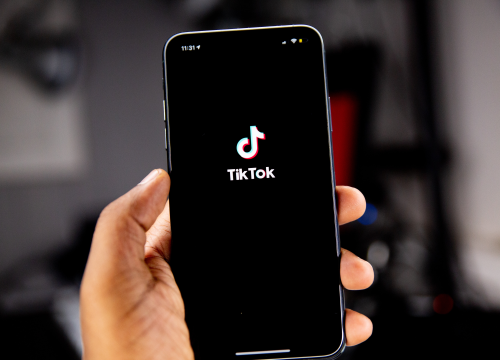 TikTok uvodi filter koji će tinejdžerima blokirati sadržaj za odrasle