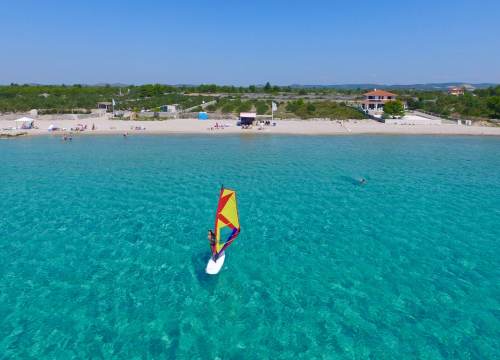 Kino klub Šibenik sutra na Jadriji prikazuje dokumentarac 'Nomad: Stopama Brucea Chatwina'