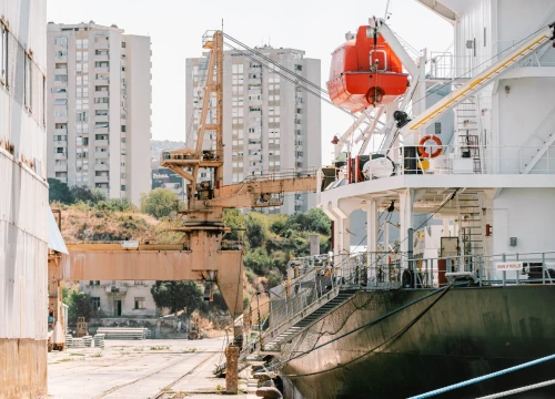 Fotografija 3 - Ruski teret u šibenskoj luci: 'Brod ima sve dozvole za pristajanje i iskrcavanje tereta'