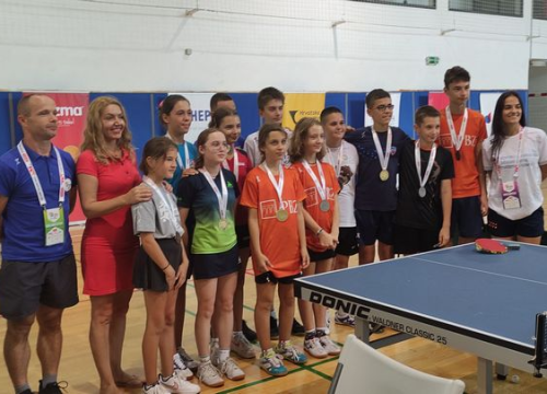 Fotografija 6 - Šibenska stolnotenisačica Loreta  Mandić osvojila međunarodni turnir u Splitu
