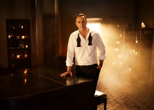 Godinu nakon što je rasprodao dva koncerta na tvrđavi, Sergej Ćetković prvi put gostuje u Vodicama!