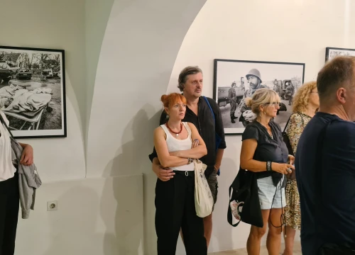 Fotografija 10 - 'Samo su mrtvi vidjeli kraj rata': FALIŠ otvoren izložbom srpskog fotografa o razaranju Vukovara