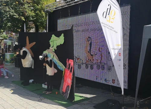 Fotografija 14 - Održano jesensko izdanje Ogulinskog festivala bajke: Sudjelovali izvođači i iz naše županije