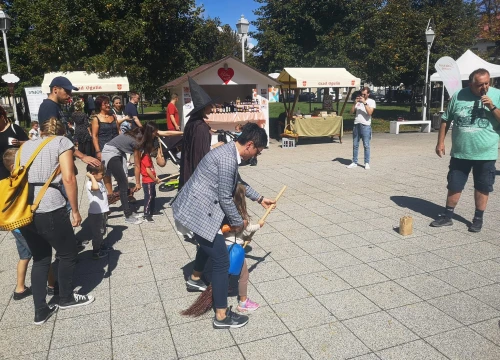Fotografija 5 - Održano jesensko izdanje Ogulinskog festivala bajke: Sudjelovali izvođači i iz naše županije