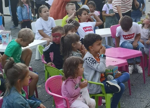 Fotografija 10 - Održano jesensko izdanje Ogulinskog festivala bajke: Sudjelovali izvođači i iz naše županije