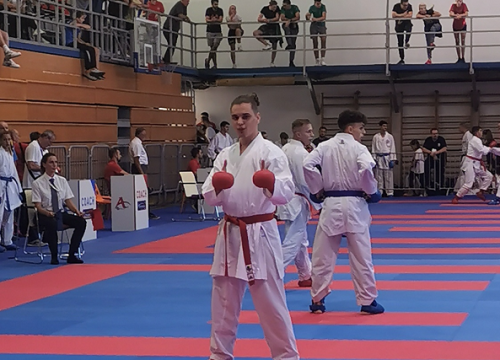 Fotografija 3 - Tri člana Karate kluba Šibenik u finalu zagrebačkog turnira