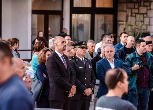 Fotografija 16 - Uz pidoće i klapu u Šibeniku obilježen Dan hrvatskih branitelja: 'U slobodi smo se više dijelili nego spajali'