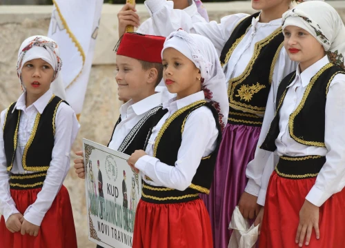 Fotografija 3 - Šibenik ugostio malene folkloraše, njih čak 367