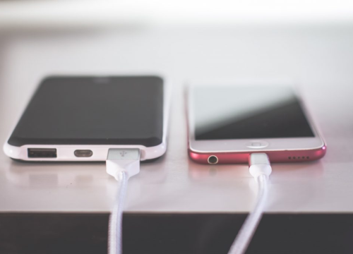 Evo kada stiže na tržište jedinstveni punjač za mobilne uređaje