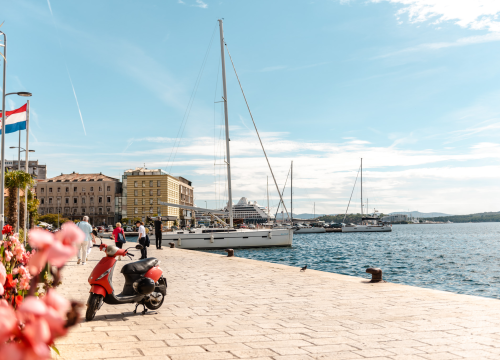 Bablje ljeto na rivi: Turista je sve manje, ali ovo doba godine Šibenčani obožavaju