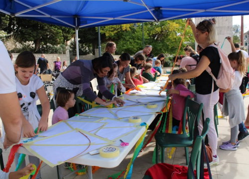 Prvić Luka: Veliki broj posjetitelja na festivalu 'Kreativni dani Fausta Vrančića'