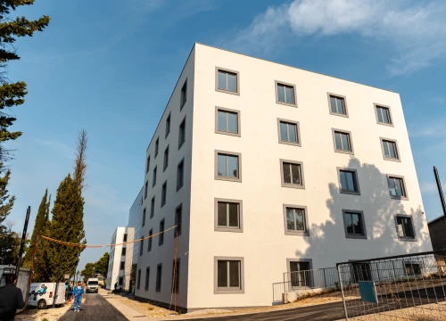 Fotografija 10 - Obišli smo studentski dom Palacin iznutra: Sobe su prostrane, s prekrasnim pogledom na Vrnažu, Mandalinu i Šibenik