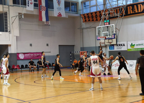 Šibenka potpuno pala u zadnjoj četvrtini, iako su gosti došli sa samo 7 igrača
