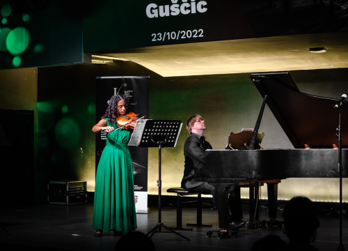 Tadesse i Guščić sinoć u Arsenu, klasični program se nastavlja danas uz Max Bruch Trio