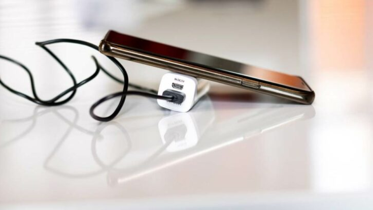 Ugrožava li pametni telefon vašu privatnost? Evo kako možete doznati