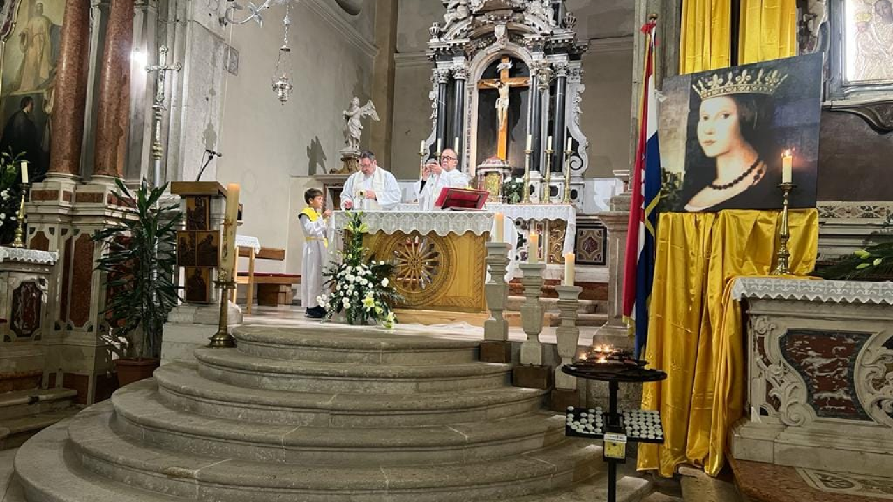 U Vodicama proslavljen spomendan Katarine Kosaća-Kotromanić