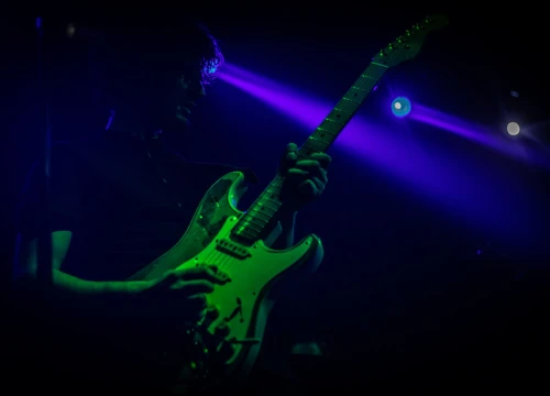 Fotografija 10 - Jonathan rasprodao Azimut, pogledajte kako je bilo na energičnoj svirci riječkih rockera