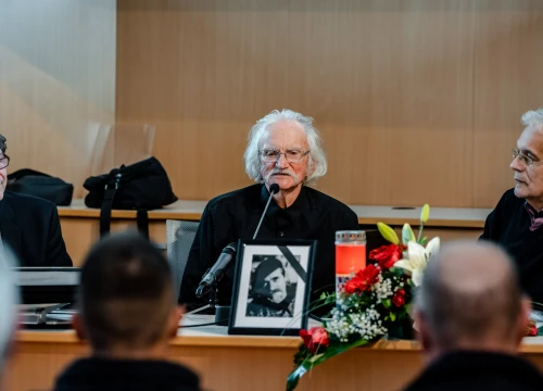 Fotografija 7 - Oproštaj od Ale Guberine: 'Bio je projektil koji je kroz naš život proletio kao dionizijska fantazija'