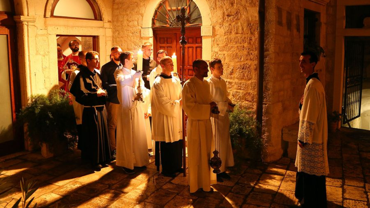 Misa i procesija: U Šibeniku proslavljen blagdan sv. Nikole Tavelića