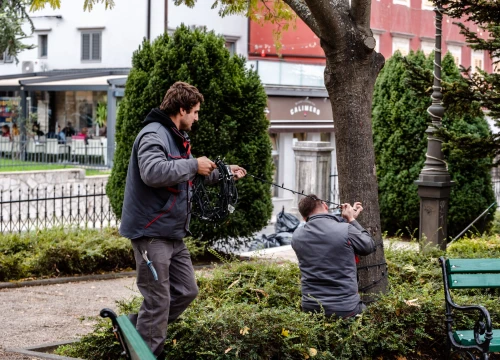 Fotografija 6 - Brojimo sitno do najveselijih dana u godini: Počelo čišćenje i ukrašavanje Đardina