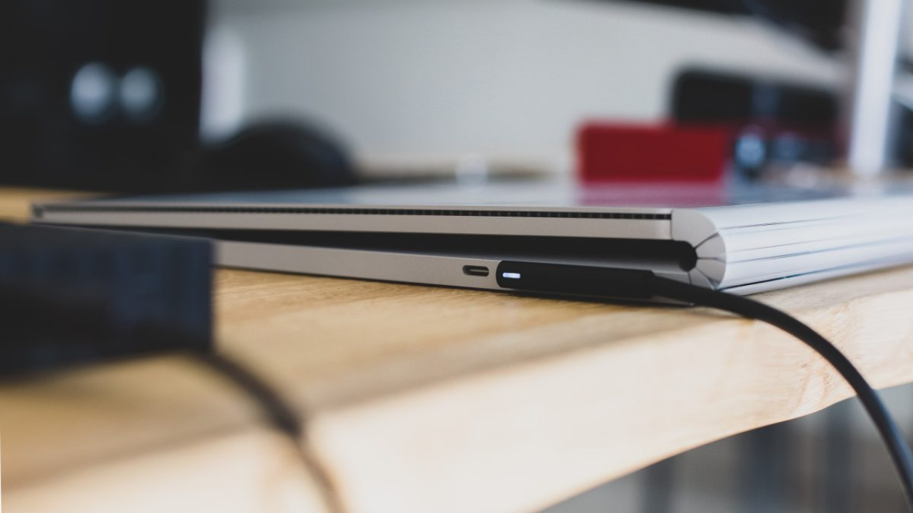 Uskoro nova pravila o zamjeni baterija na elektronskim uređajima