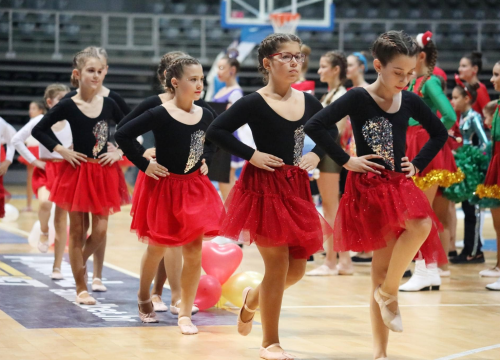 Fotografija 3 - Sjajan debitantski nastup za mažoretkinje Grada Šibenika: Kući se vratile s dva prva i jednim drugim mjestom