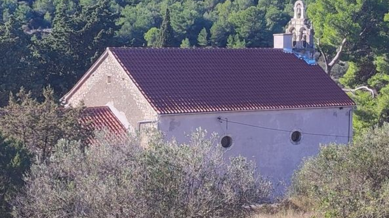 Obnova crkve na Žirju: Restauriran kip, postavljen novi krov