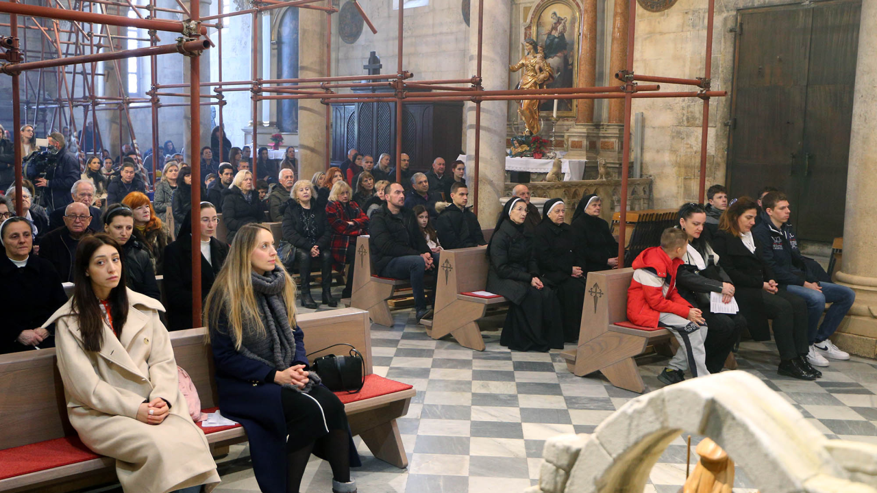 Biskup Rogić predvodio misno slavlje na Božić