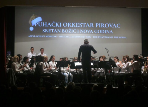 Božićno-novogodišnji koncert Puhačkog orkestra Pirovac