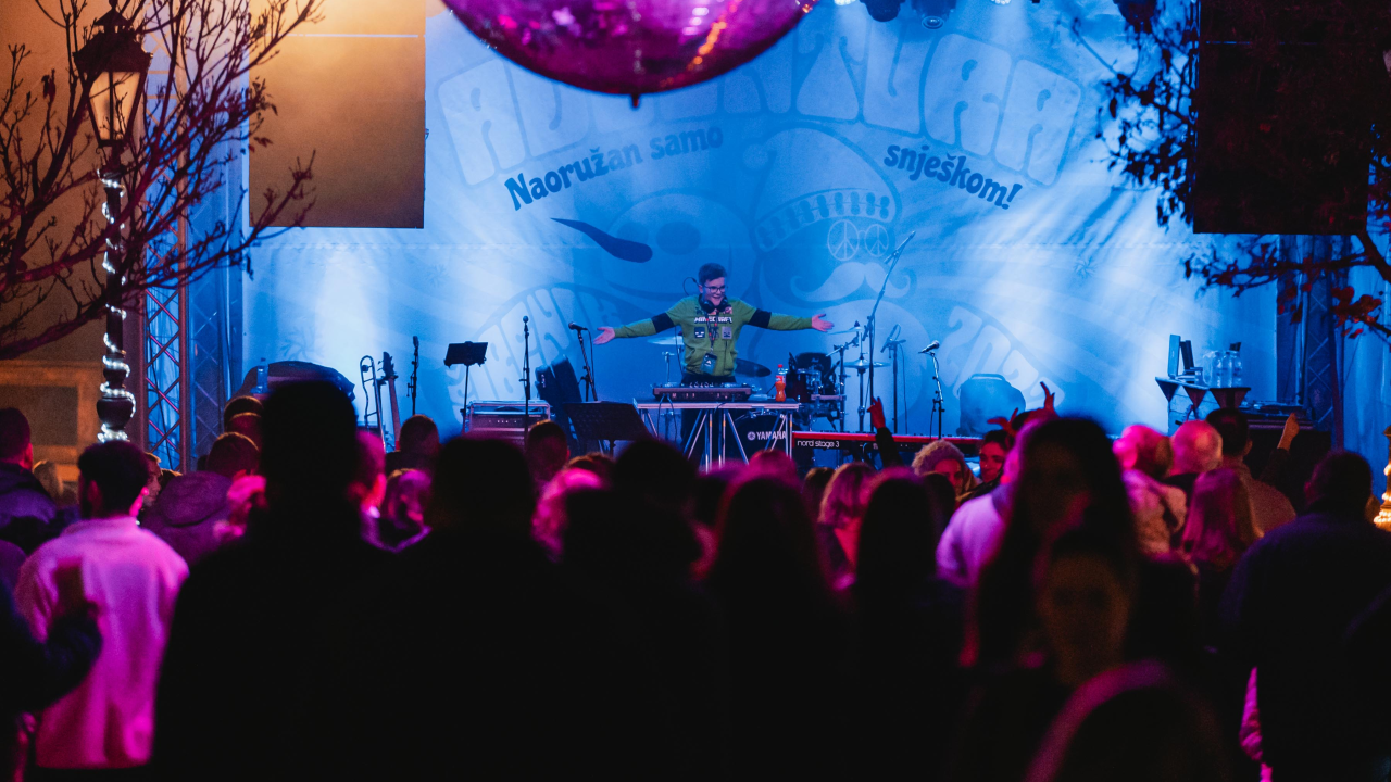 Desetogodišnja senzacija na Adventuri: DJ MichaelX rasplesao park tvrdim zvukom!